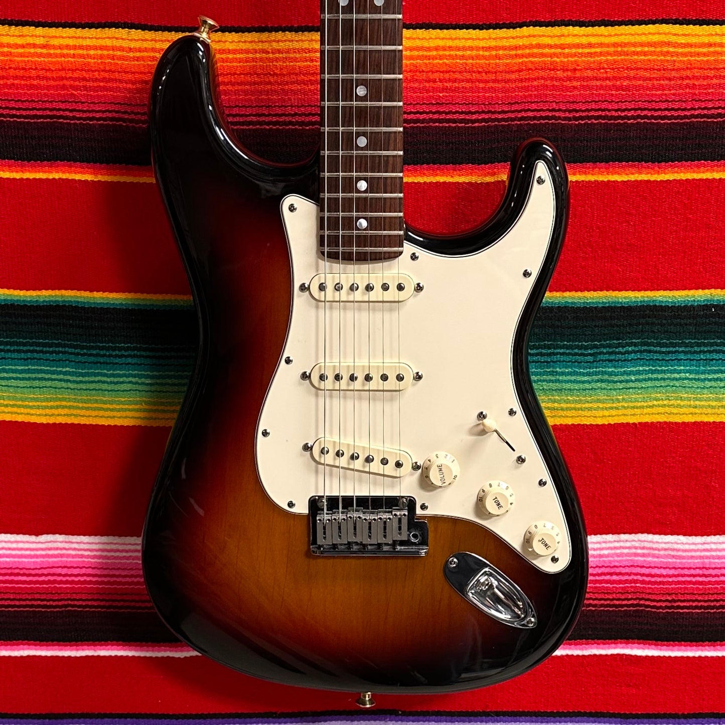 Fender 60th Anniversary American Stratocaster 3-Tone Sunburst (2006)