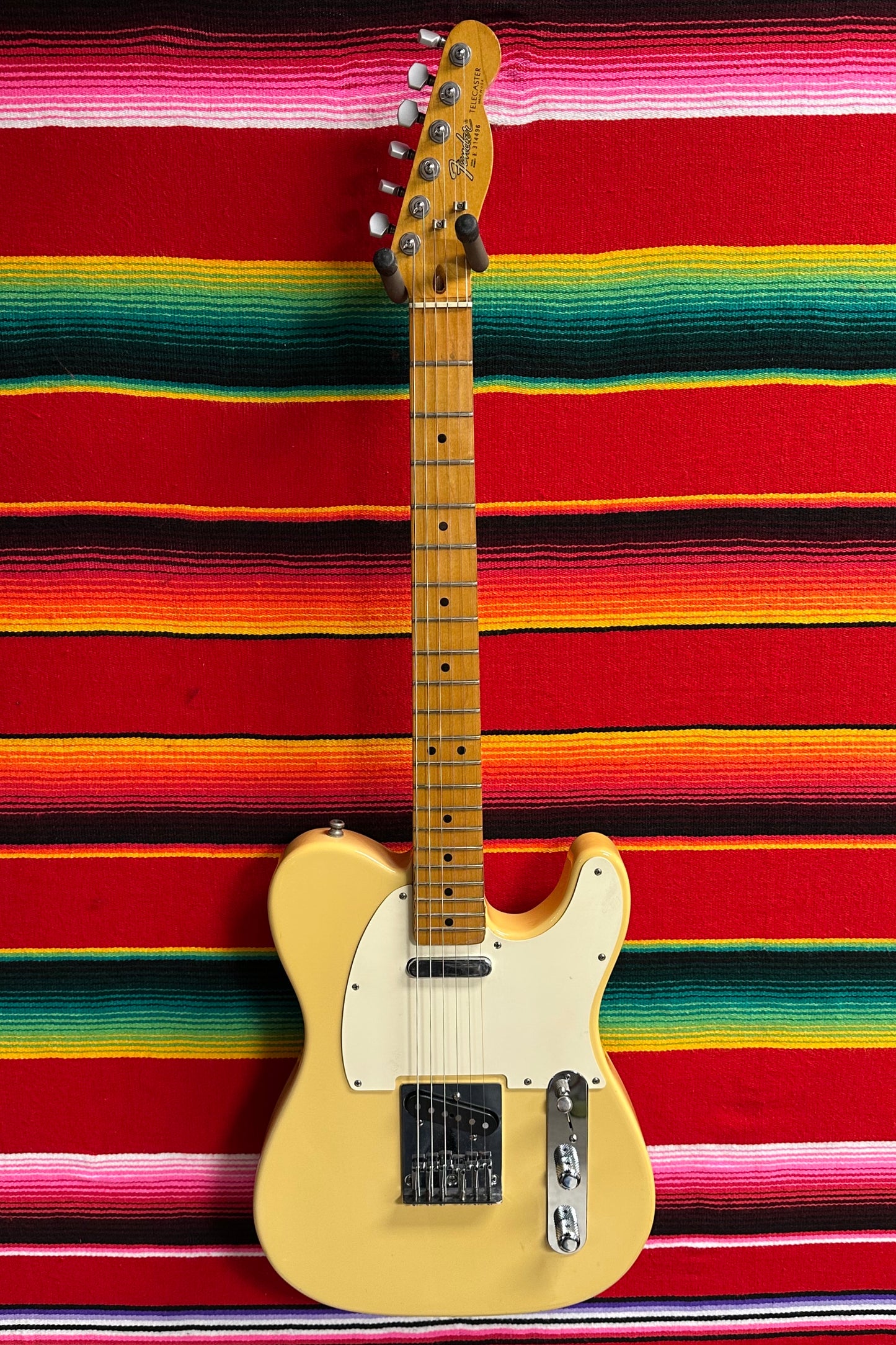 Fender Standard Telecaster Butterscotch (1983)
