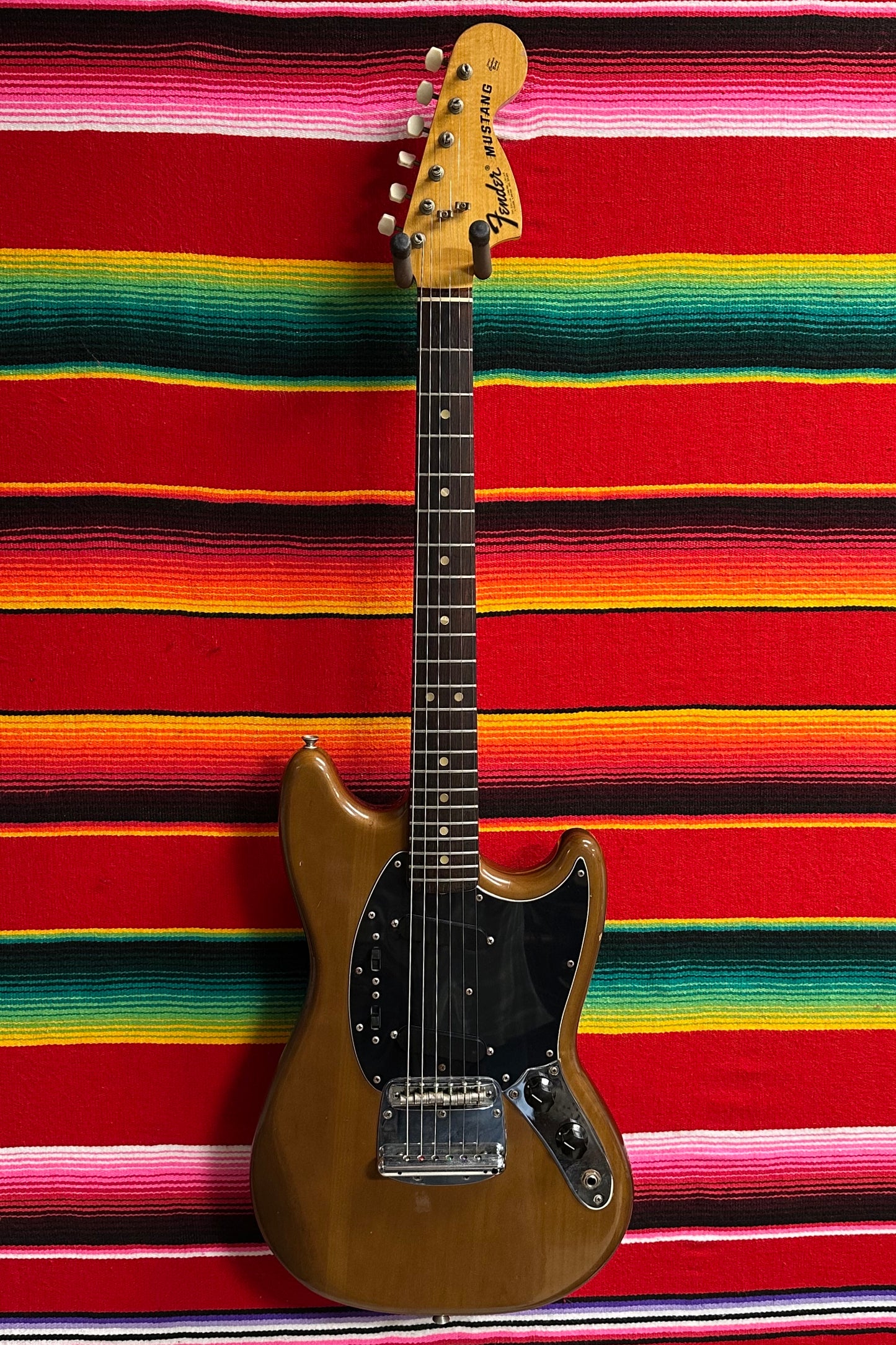 Fender Mustang Walnut (1975)