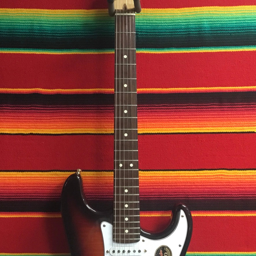 Fender 50th Anniversary Limited Edition American Standard Strat w/ Figured Maple Top in Sunburst (1996)